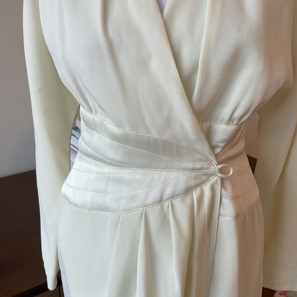 ST GILLIAN VINTAGE 60s White wrap dress - Picture 9 of 12